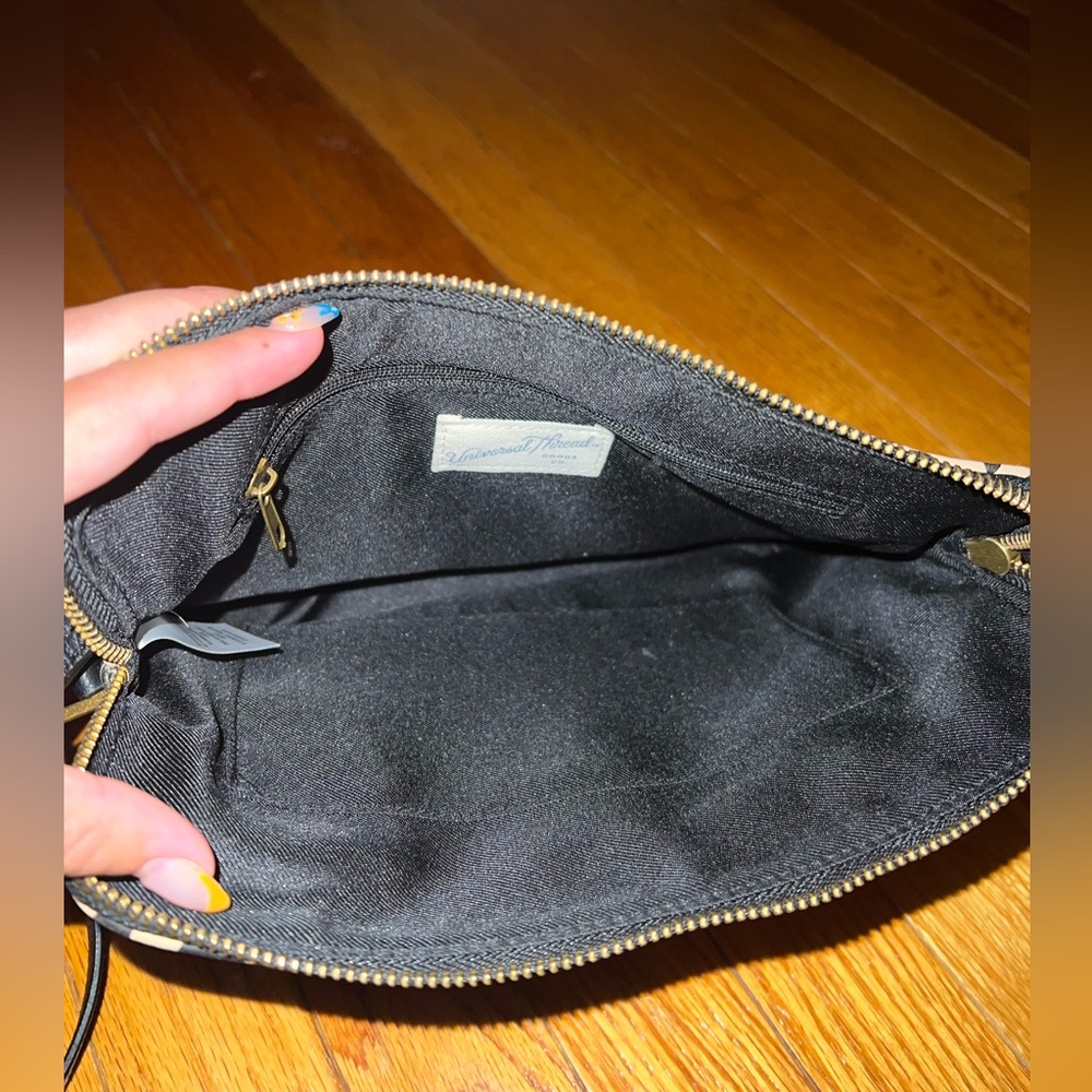 Universal Thread Cheetah Purse - image 2